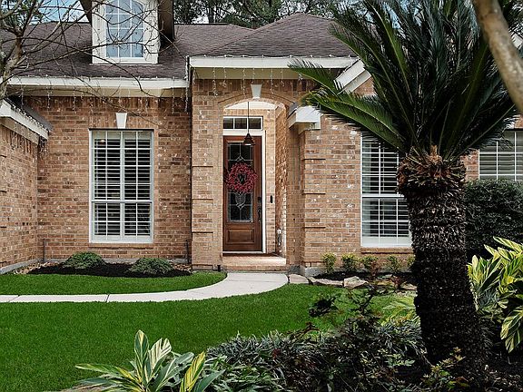 3rd image of 175 W Bristol Oak Cir