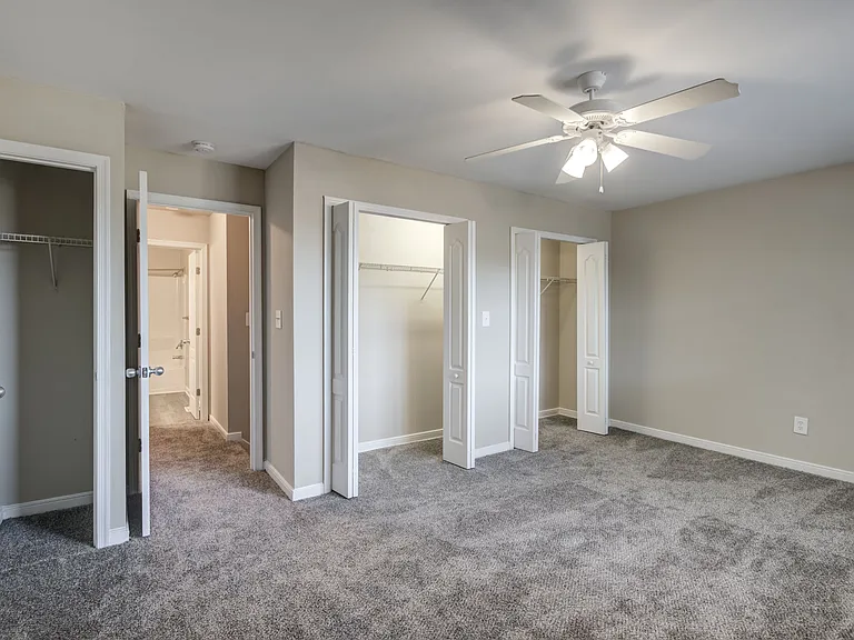 Maple Bay Apartment Townhomes — Photo 5