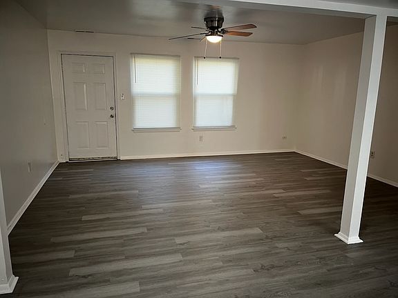 4th image of 4604 Greenwood Dr
