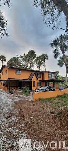 1st image of 450 Shamrock Dr #1