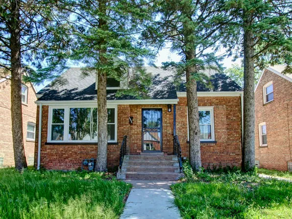 12343 S May St, Calumet Park, IL 60827