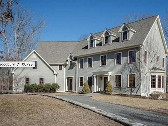 Winter time, this neighborhood really lushes up in the spring and summer!