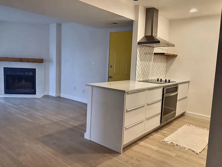 4652 White Rock Cir #1 — Photo 3