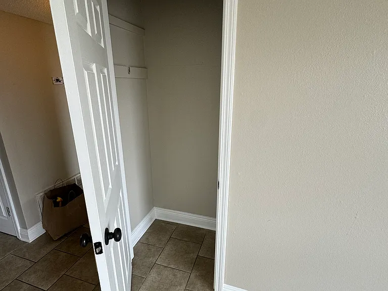 4117 Cadillac St #D — Photo 8