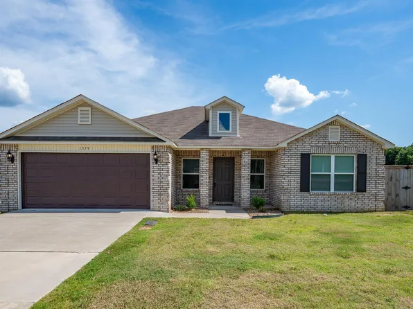 1375 Lacroix Ln, Conway, AR 72034