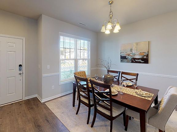 4th image of 373 W Copenhaver Dr #227