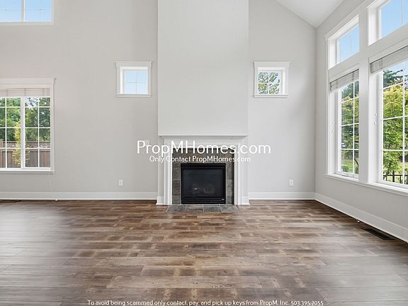 5th image of 11641 SW Grenoble St