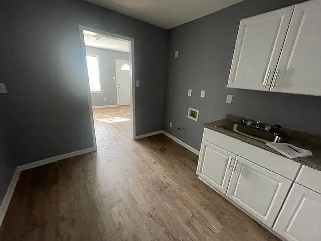 1572 Hanauer St #B — Photo 7