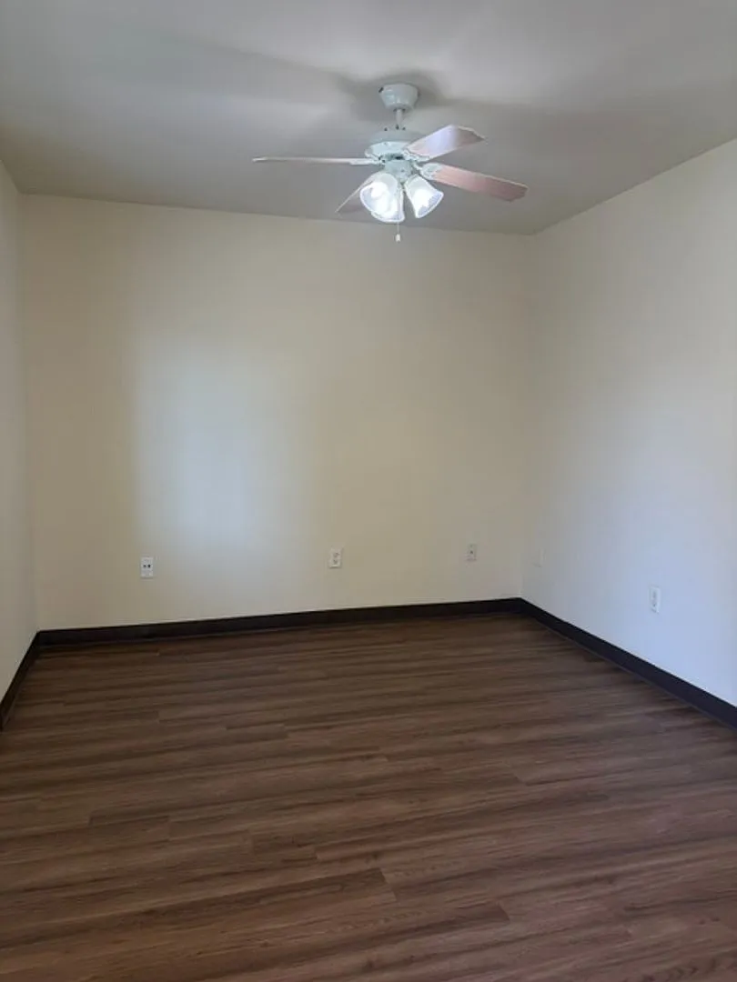 600 Hosking Ave. #23A - Apartment — Photo 4