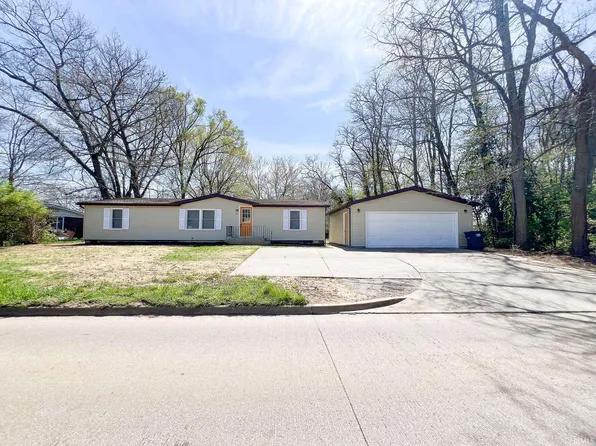 2225 E Bristol St, Elkhart, IN 46514