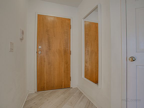 4th image of 1874 Fox Run Dr #3-6