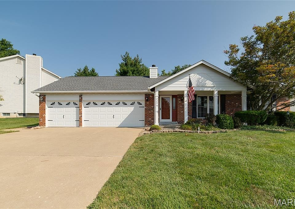 1st image of 2296 Delaware Dr