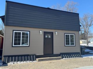 10 NW Main St, Blomkest, MN 56216