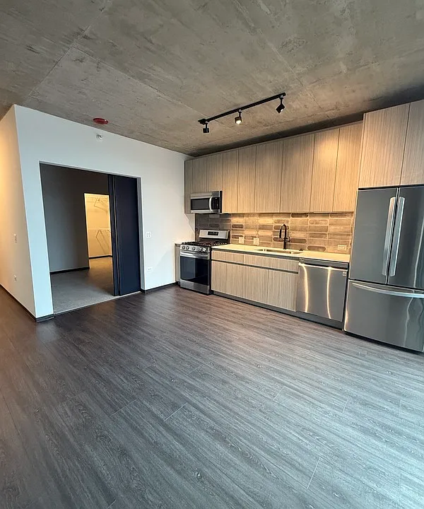 1415 W Randolph St