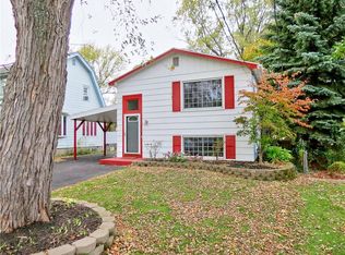 21 E Manitou Rd, Rochester, NY 14612