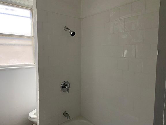 4th image of 29 Norwood St Floor 3