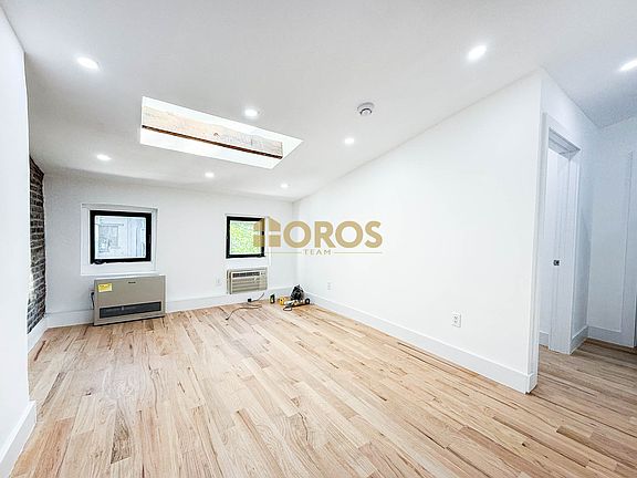 2nd image of 27 Cooper Sq #4