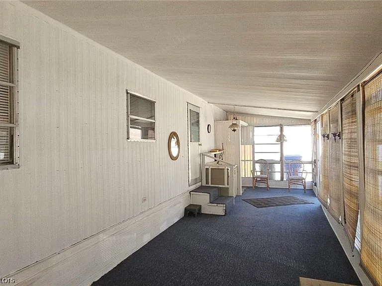 4506 Ferdinand Ave — Photo 9