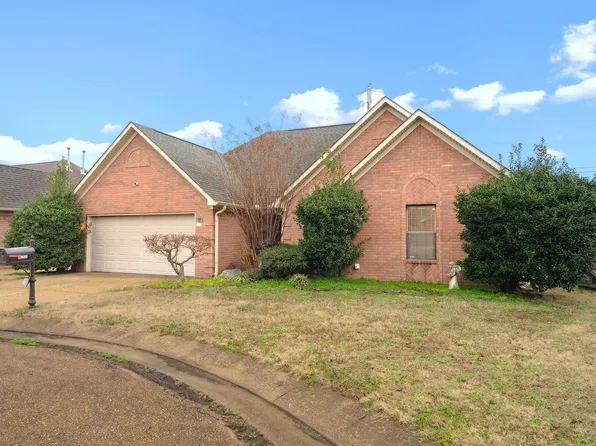 6846 Baywood Cv, Millington, TN 38053