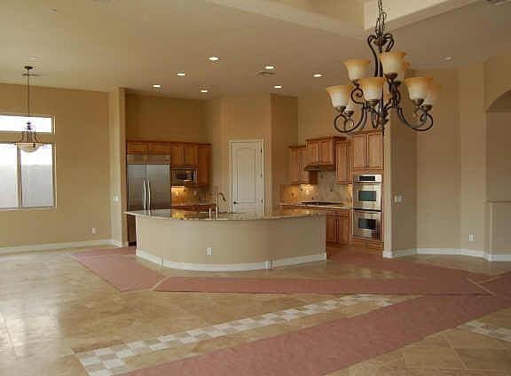 3rd image of 11456 N 124th Place