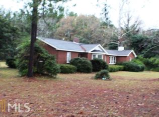 2021 College St, Rentz, GA 31075