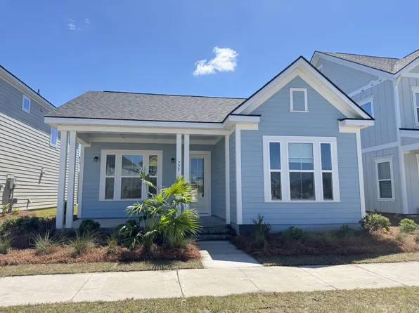777 Blueway Ave, Summerville, SC 29486