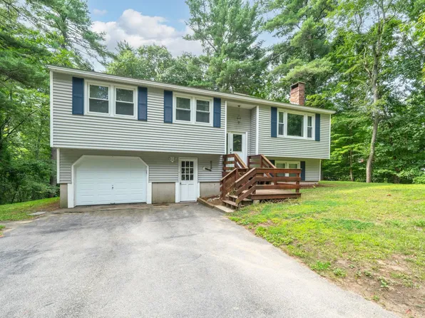 35 Drew Road, Derry, NH 03038