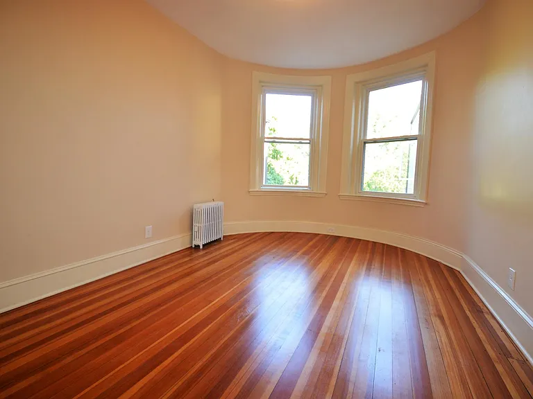 35 Saint Paul St #6 — Photo 5