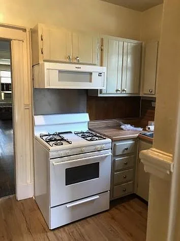 1604 Eastmoreland Ave #1604 — Photo 3