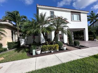 16979 SW 90th Ter, Miami, FL 33196