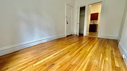 Rented by HOLTON REAL ESTATE INC.