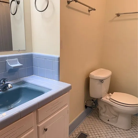 425 Dunmore Rd — Photo 8