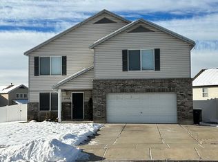 1998 S 875 E, Clearfield, UT 84015