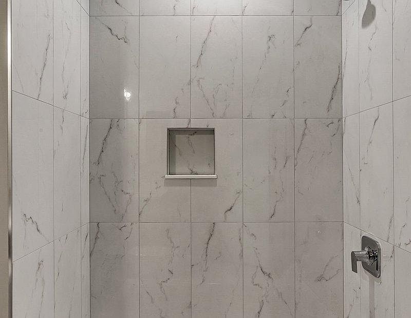 1st image of 1348 W Bryn Mawr Ave #1