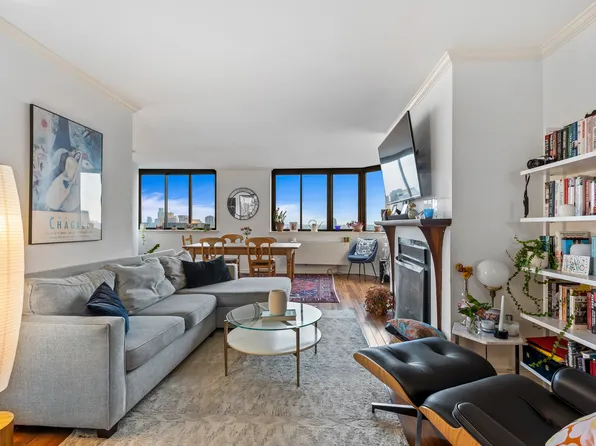 280 Park Avenue South image 1 of 17