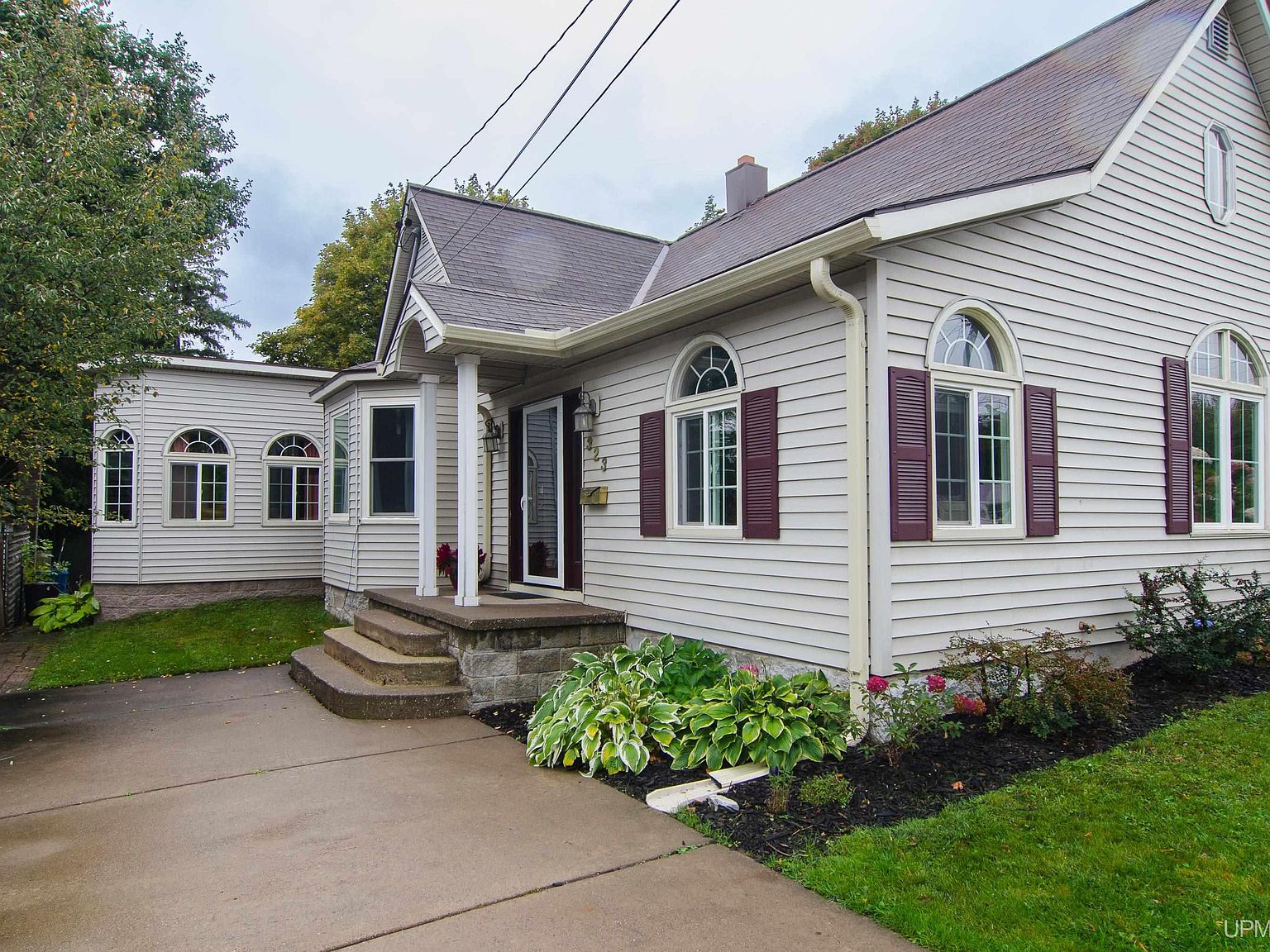 323 Blemhuber Ave, Marquette, MI 49855 MLS 50124878 Zillow