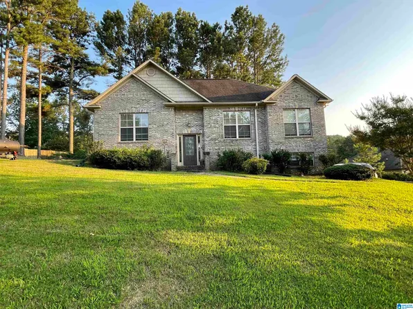 822 Rustling Rd, Odenville, AL 35120