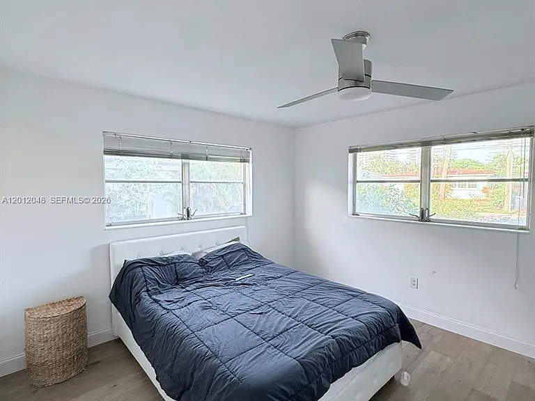 9356 Byron Ave — Photo 6