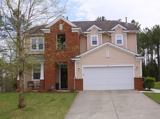 108 Grandimere Ct, Durham, NC 27703