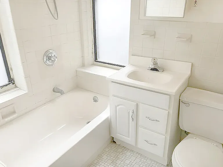 320 E 81st St #10 — Photo 5