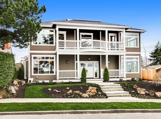 4410 55th Ave SW, Seattle, WA 98116