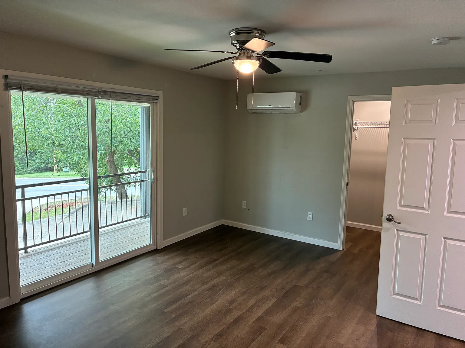 Magnolia Manor — Photo 3