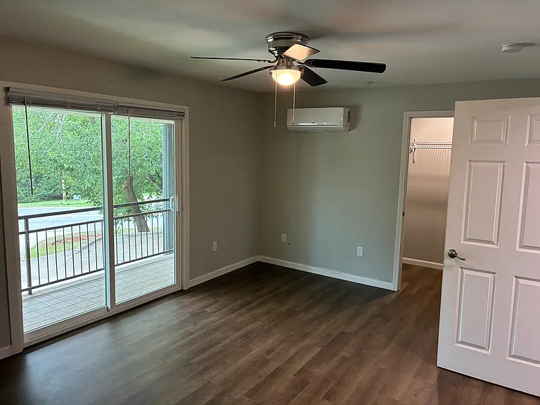 Magnolia Manor — Photo 3