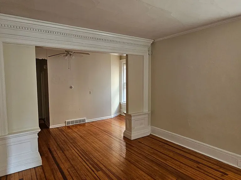 834 Union St — Photo 4