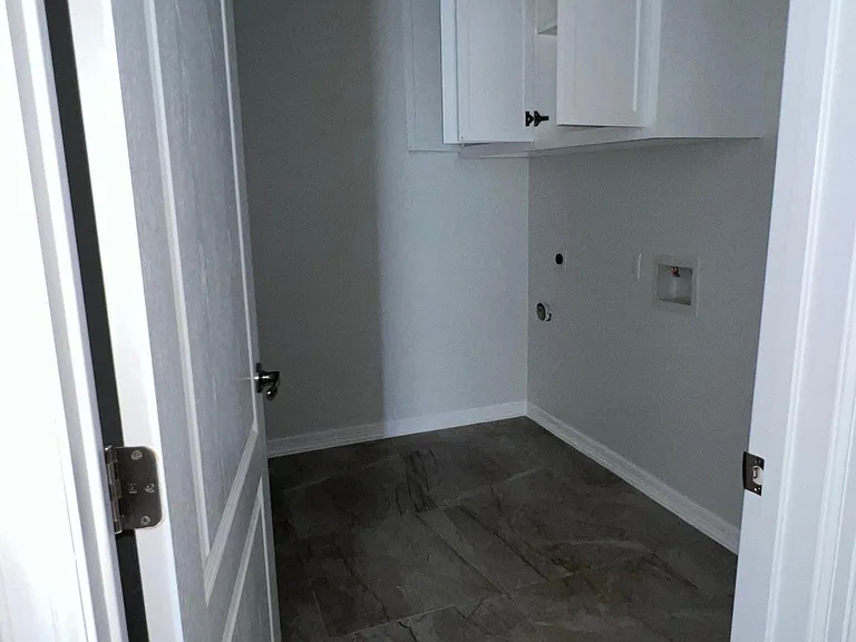 4821 Westgate Cir S — Photo 11