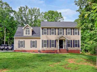 69 Dawns Rdg, Louisa, VA 23093