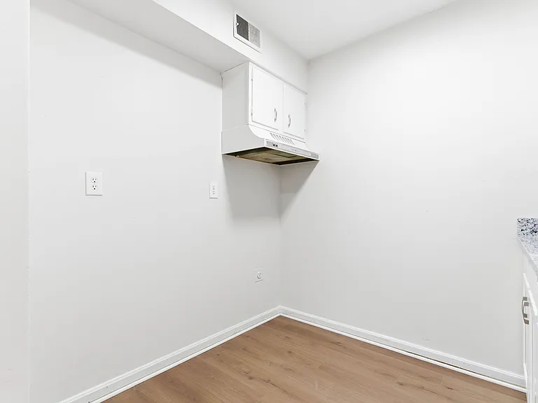 4636 Stonestreet Ave #3 — Photo 18