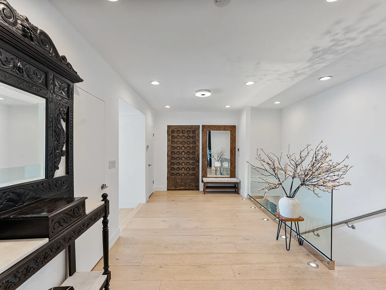 344 Arno Way — Photo 4