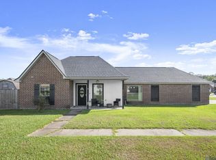 34276 Hawks Cv, Denham Springs, LA 70706