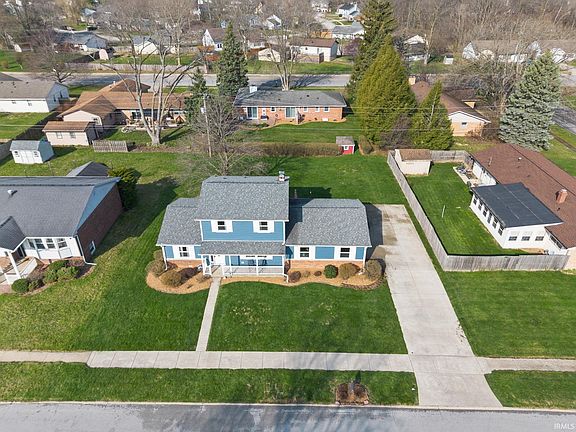4th image of 1704 Tanglewood Dr